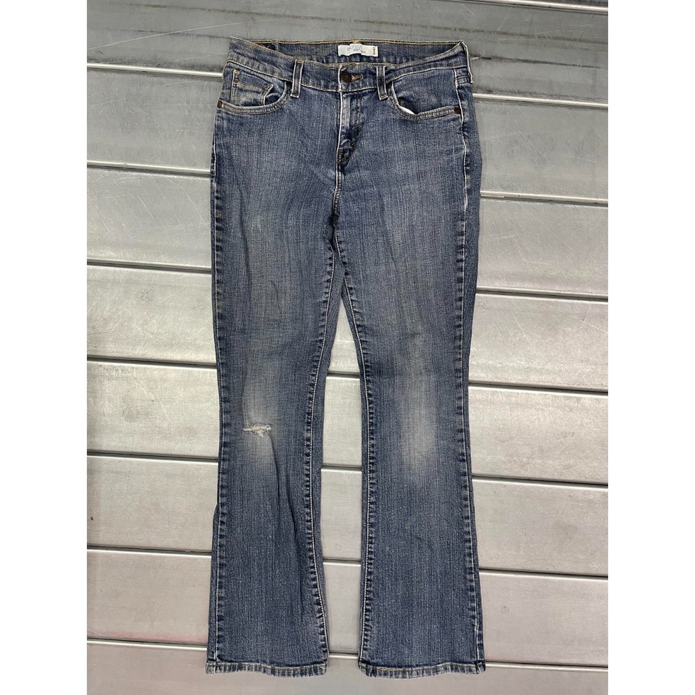 VTG Levis 515 Jeans Womens 6 28X31 Blue Medium Wash Denim Boot Cut Distressed